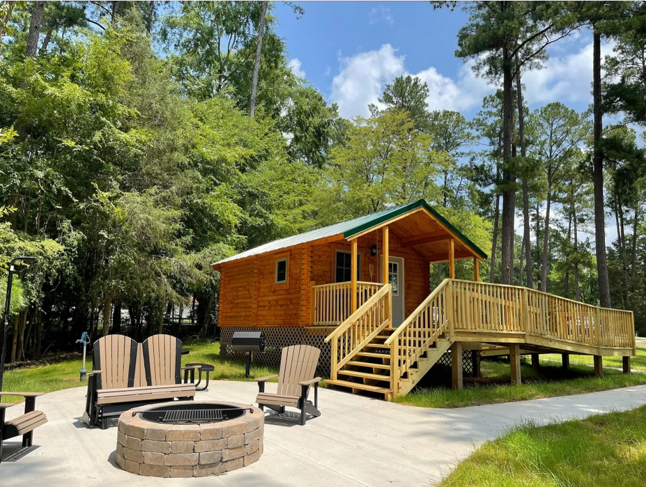 Cabin at Chester State Park